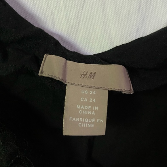 H&M size 24 lace tank top - Picture 2 of 2